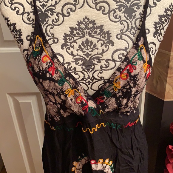 Black with Print Swim Suit Coverup - Picture 2 of 10